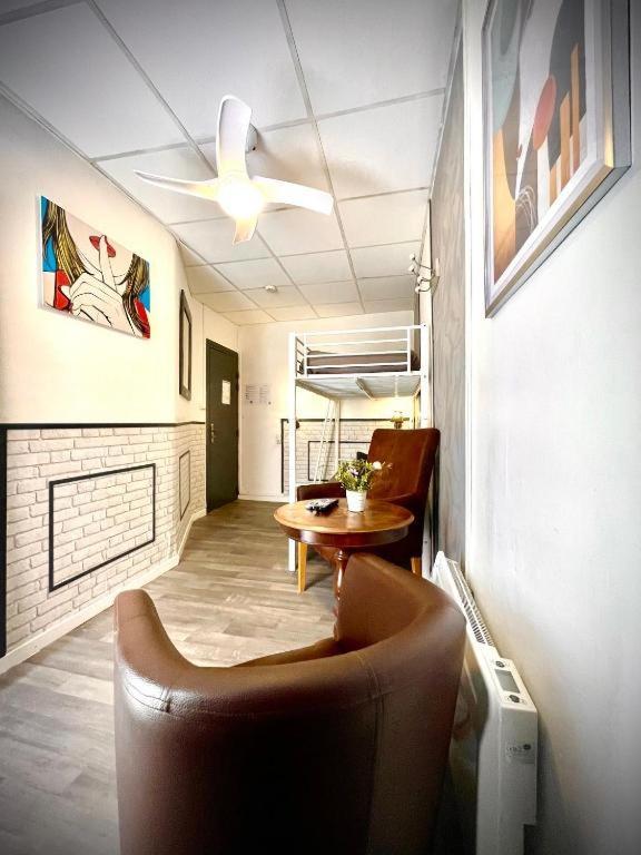 Paul Riquet Hotel *